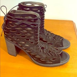 Laser cut gladiators with a chunky heel